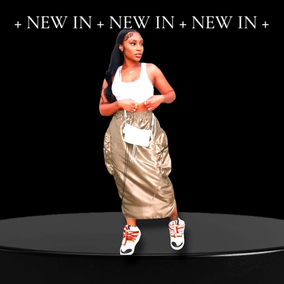 Andrea closet Dresses & Skirts - BOUTIQUE SATIN SKIRT